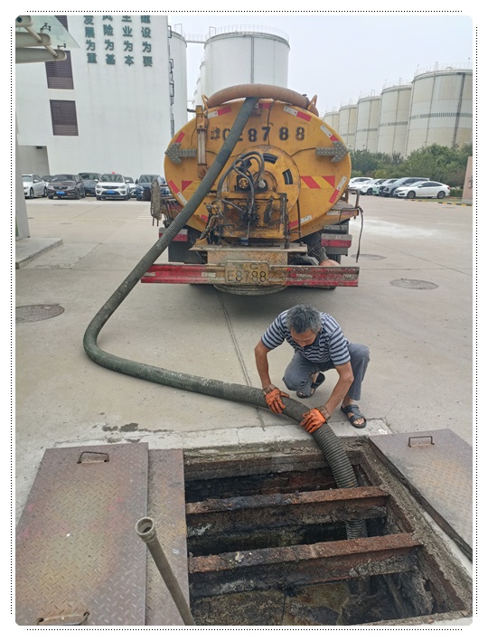 丛台隔油池清掏